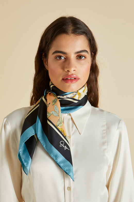 holiday 2020 gift guide her and scarves