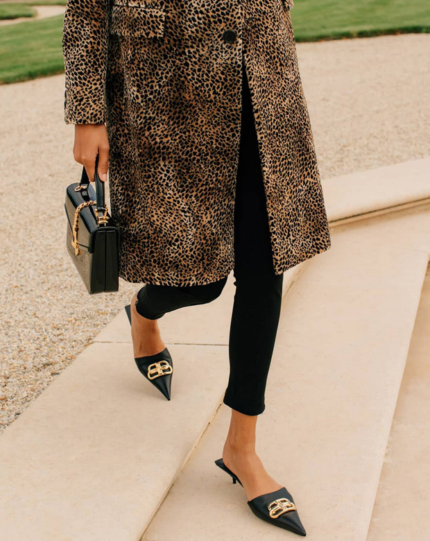 10 mules to go with your abaya
