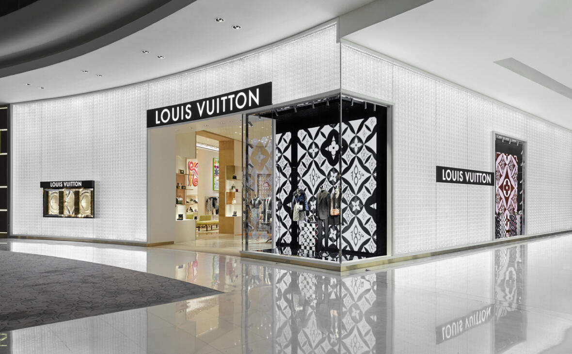 Louis Vuitton Logomania Scarf - Luxe Du Jour