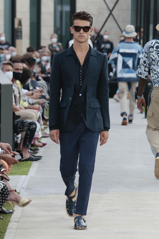 dolce gabbana presents its spring summer 2021 men collection